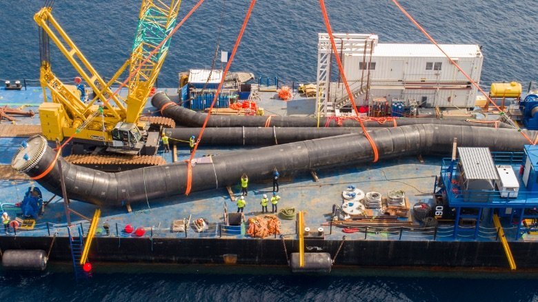 The prefabricated AGRU XXL pipes on their way to the installation site offshore. Photocredit MC-CLIC